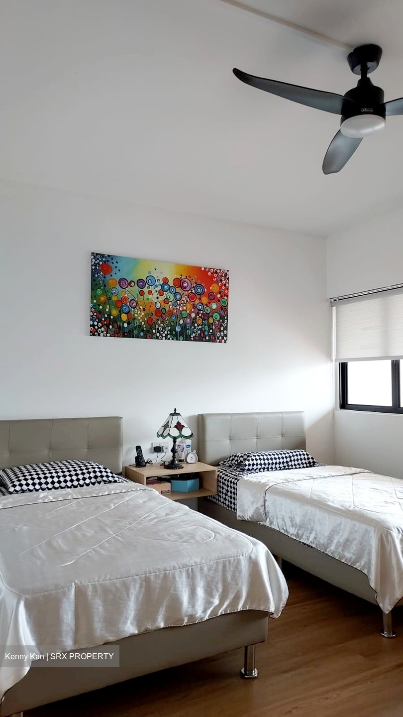 Blk 137 Eunos Spring (Bedok), HDB Executive #576619821